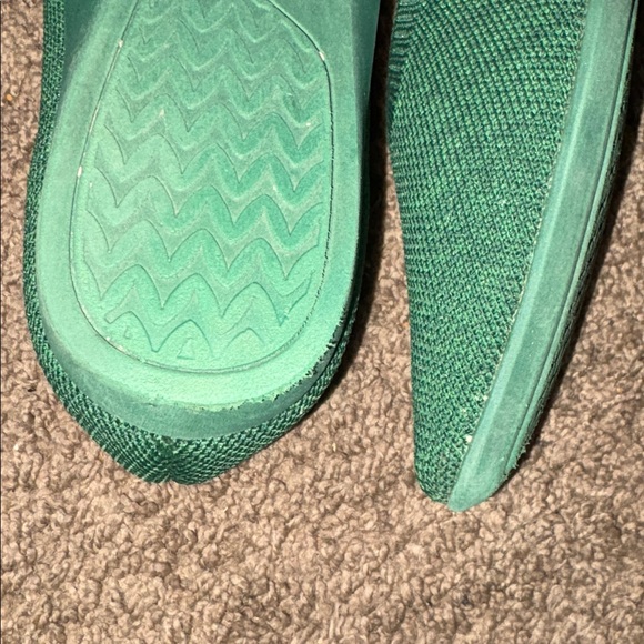 Ladies size 10.5 euro 41.5 Vivaia ballet flats in emerald green - Picture 5 of 7